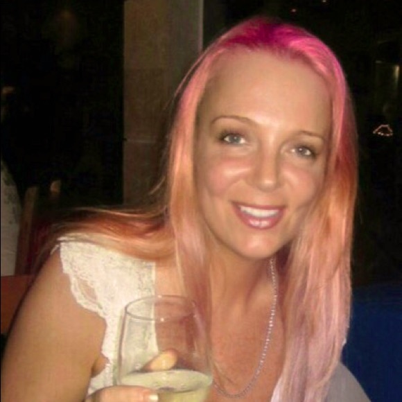 Meet your Posher, Rebecca - Picture 1 of 1